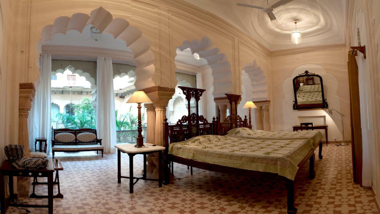 Neemrana's - Tijara Fort Palace Buitenkant foto